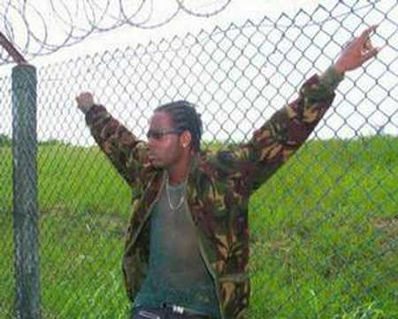 LIEUTENANT feat AIDONIA MADA VOICE BOOKAM DJ JIZZY