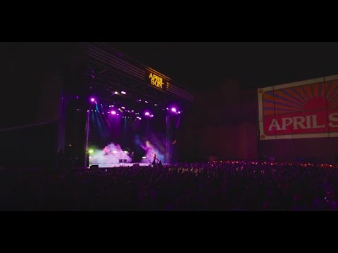 G Flip feat. Thomas Headon - Not Even In Vegas (Live)