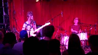 Honeyblood -- Choker