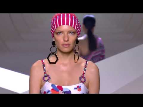 Dolores Cortés swinwear spring summer 2023 fashion show