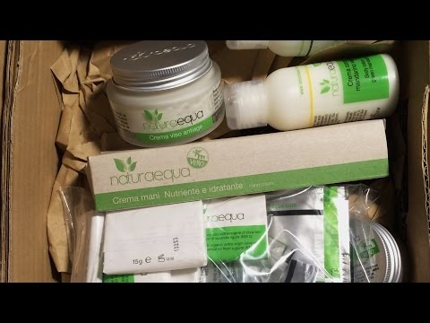 Che la maschera da un tuorlo per la persona aiuta Togliere cerchi scuri sotto occhi per mezzo di cosmetici