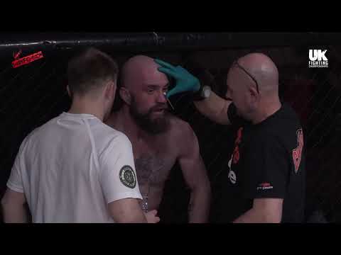 Josh Dean vs Frank Kenny - UKFC 18