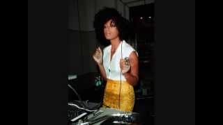 Solange &quot;Favors&quot; New Music