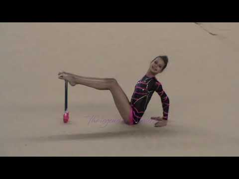 Borbala SZAKALY clubs - 2012 Vitry Cup *infantil*