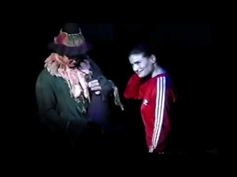 Idina Menzel appears in a red tracksuit for her last scheduled Wicked on Broadway