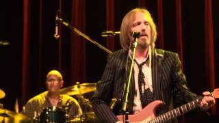 Tom Petty and the Heartbreakers - Here Comes My Girl Live at The O2 Dublin Ireland