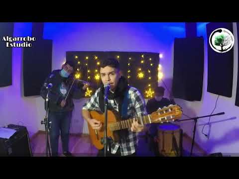 Campo Afuera / Carlos Di Fulvio