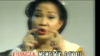 Download lagu Novia Kolopaking - Bunga Mawar mp3