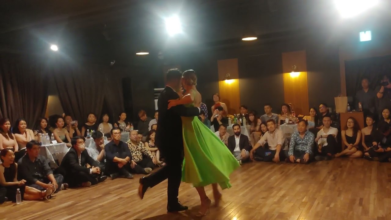 [Juan D'Arienzo, Héctor Mauré - Sobre el Pucho] Lucas Carrizo Lobo & María Paula Tejeda