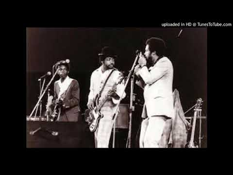 Billy Branch & Lurrie Bell - Breakin' Up Somebody's Home (1982)