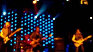 Winger  Blind Revolution Mad