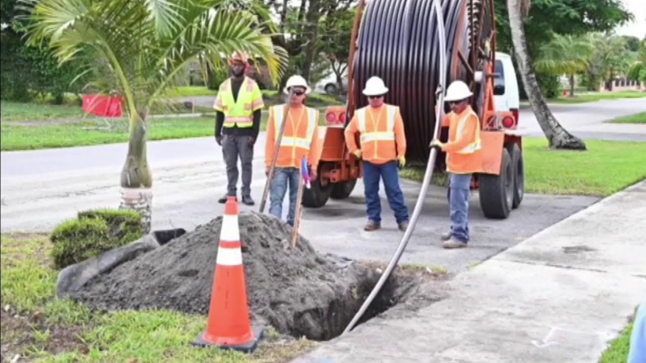 Florida Power & Light Co. aims to bury 700 neighborhood power lines by 2023