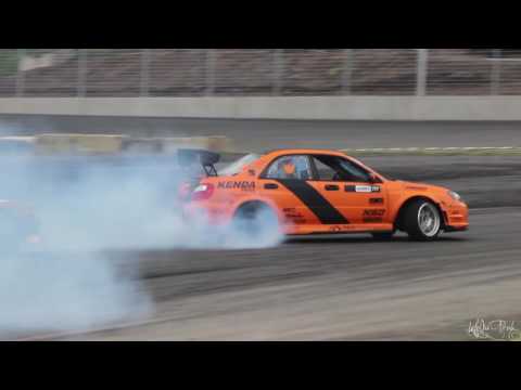 Formula Drift Canada Round 2 - 2015 - Riley Sexsmith Leading Alex Gosselin