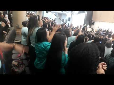 nossa caravana na AD Brás  ; Madureira são Paulo Brasil. corafesp uma festa pentecostal.