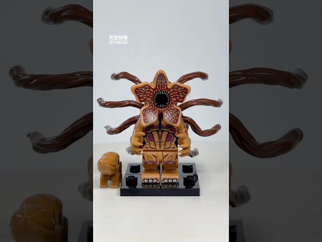 Vídeo relacionado con Jada Figuras de Metal Stranger Things 7 cm, 3 Surtidos coleccionables: Demogorgon, Demodog y Vecna, Caja Ventana Individual, Licencia Oficial, envío Aleatorio, 8 años (9385328300W01)