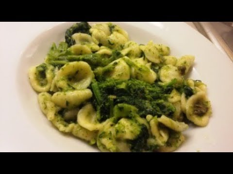 Orecchiette con cime di rapa