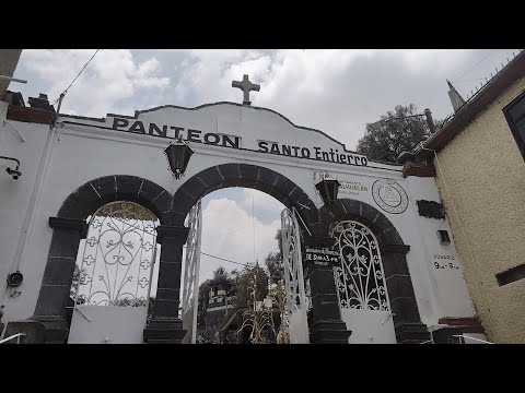 En el abandono Panteón municipal 