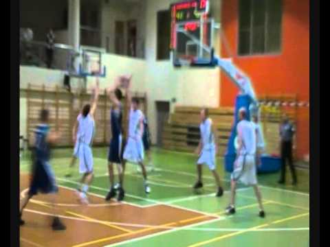 AZS Opole - PGKiM Ozimek 69-66 (15-26;15-11;20-19;19-10) III kwarta 30-01-2013