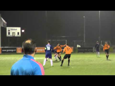 18 nov 2013 VV De Meern A1 - Alphense Boys B1 vr 2-0 Wie houdt vast?