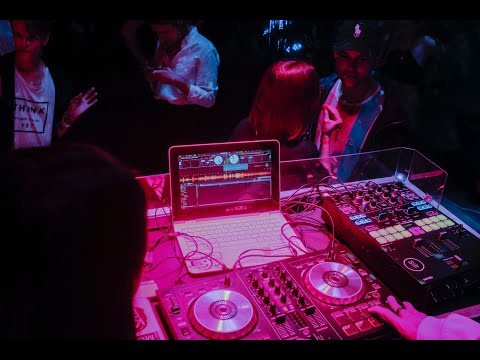 Nonstop Vinahouse - 2 Phút Hơn & Lời Yêu Ngây Dại - Dj TiLo -Mixcloud