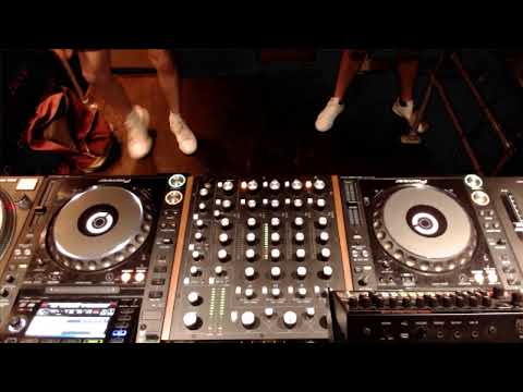 Deep Cuts w/ E.Wan - 21.09.20