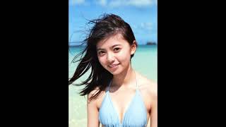 齋藤飛鳥　　グラビア水着画像