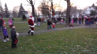 preview picture of video 'Santa arrives in Franklin - Nov 2014'