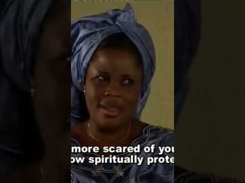 Tenant cross-leg upon babasuwe with gon.