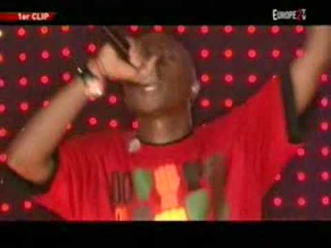 Soprano feat Mino Tant Que Dieu LIVE mino soprano street skillz psy4