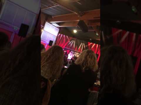 Rihanna, Love on the brain, Cover.