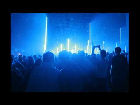 Sam Sharp - Roundabout (Sander Van Doorn Main Mix)   -- ASOT #381