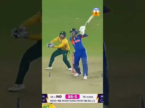 ইতিহাসের সেরা ক্যাচ #cricket #cricketaddict #reels #crickethumor 🏏🏏🏏🔥🔥