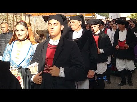 Scene da un matrimonio....a s'antiga....#Tonara Autunno in Barbagia 2022 #sardegna #mandrolisai