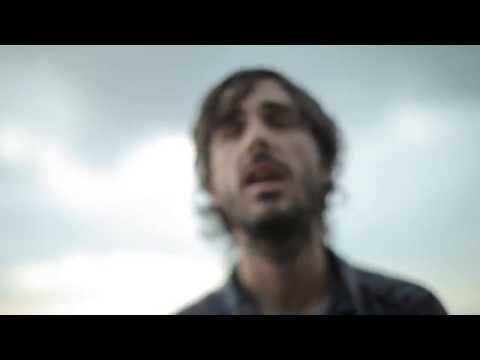 Custodios - Por el andén (video oficial)