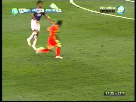 Segundo gol de Estévez de Boca Unidos a Unión en el 15 de Abril.