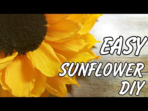 Crepe paper Sunflower wreath diy | How to make giant flowers | DIY paper flower backdrop
