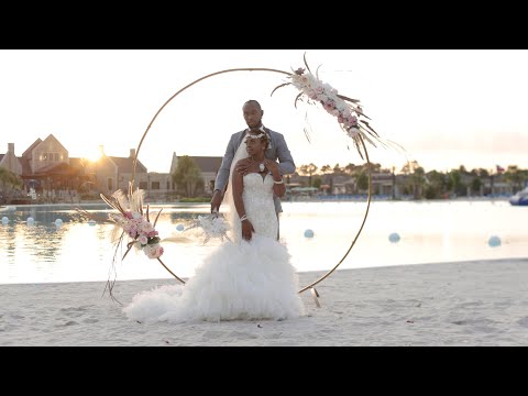 Texas Wedding | Jason + Candace Holmes | Balmoral Crystal Lagoon