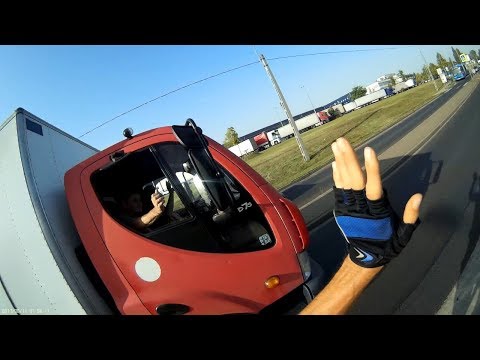 Türelmes tehersofőr - Patient truck driver