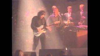 GARY MOORE-THE SKY IS CRYING