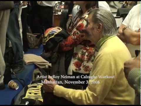 Famed artist LeRoy Neiman sketches at ringside