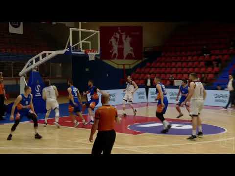 Jakov Mustapić pulls off a stunning AND-1 play in key moment (Spars Ilidža - Zlatibor, 11.2.2022)