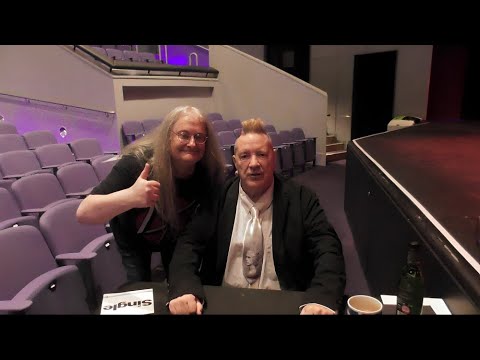 NEIL MEETS JOHN LYDON!!