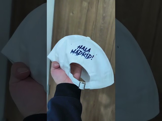 Vídeo relacionado con Real Madrid FC Rm3go19, Adultos Unisex Blanco/oro, Talla Única