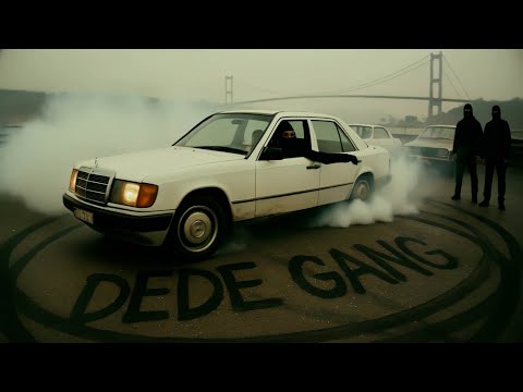 Critical feat Uzi - DEDE GANG