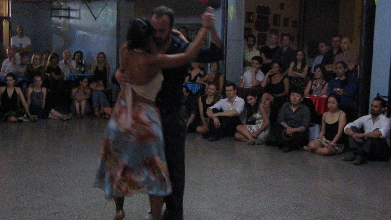 Video thumbnail for PABLO RODRIGUEZ y CORINA HERRERA en Viva La Pepa Milonga 2016 (4/4)