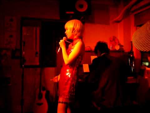Maki Rinka at Flamingo 06 May 2009 - Lonely Girl Blues & It don't mean a thing