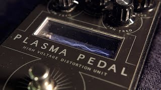 Video thumbnail for Gamechanger Audio Plasma Distortion Effects Pedal - NAMM 2018 by Sound On Sound magazine
