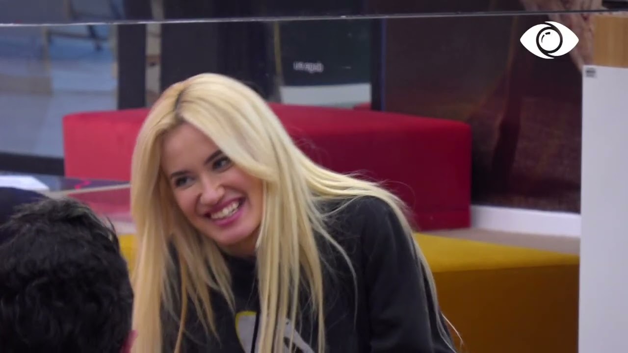 E sigurt që ta kanë vënë syrin?/ Amos pyet Dea Mishel