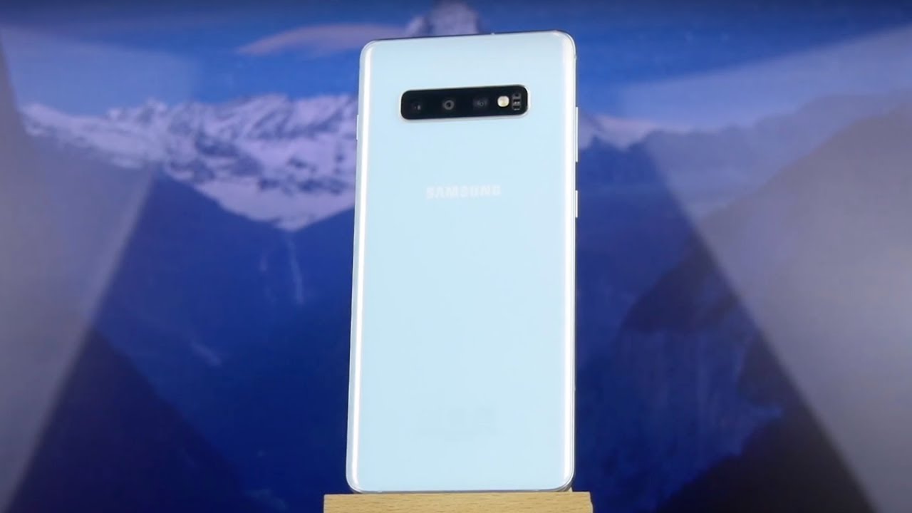 Samsung Galaxy S10 Plus 2019 G975F 8/128Gb Red (SM-G975FZRDSEK) video preview