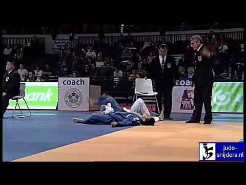 Judo 2010 Grand Prix Dusseldorf: Jeong-Hwan An (KOR) - Mikhail Pulyaev (RUS) [-66kg].